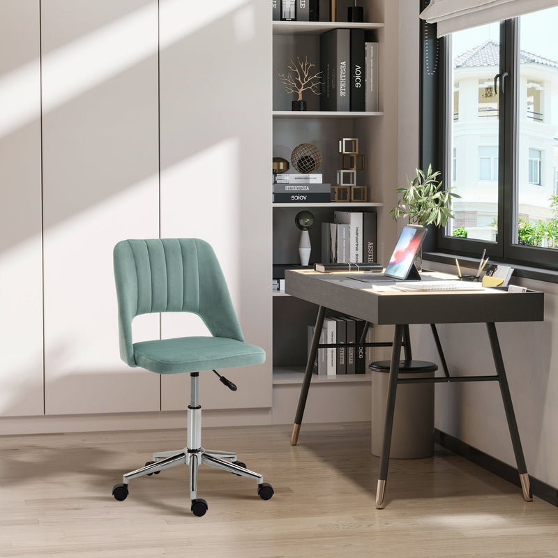 Silla de oficina Vinsetto con respaldo medio, tela de terciopelo, giratoria, forma festoneada, silla de escritorio para computadora para el hogar, estudio, dormitorio, color verde