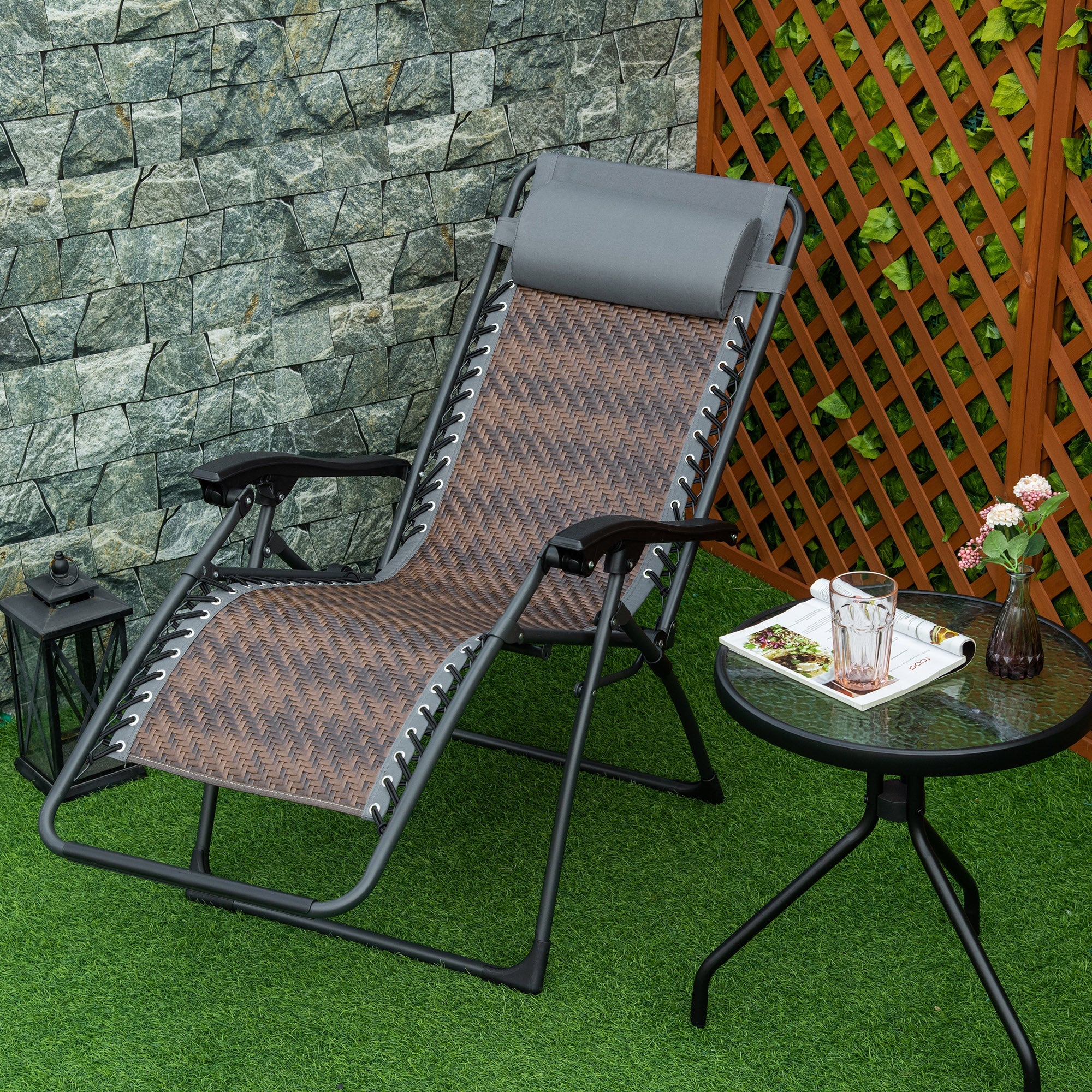 Outsunny Foldable Reclining Garden Chairs with Footrest and