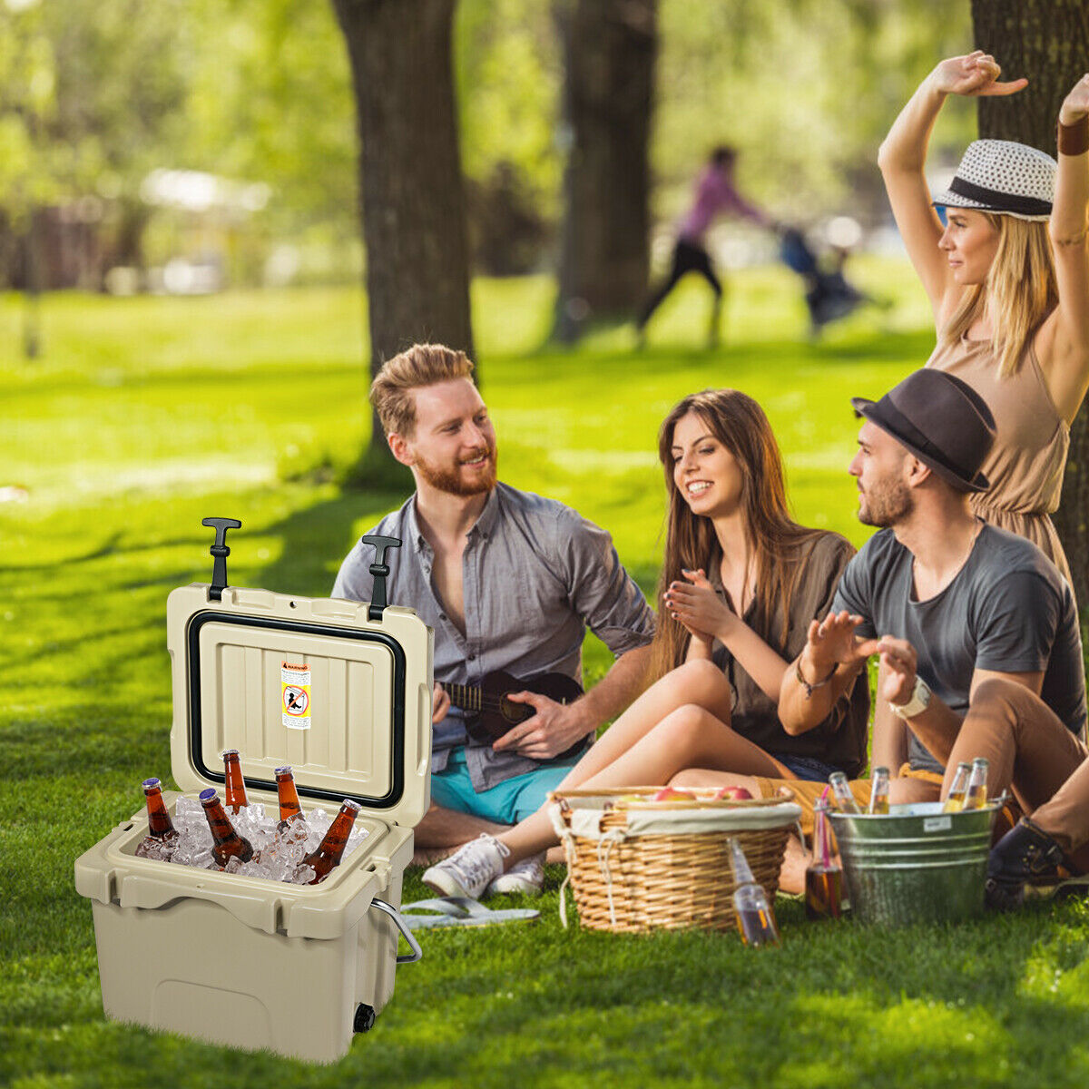 Ice chest store with cup holders