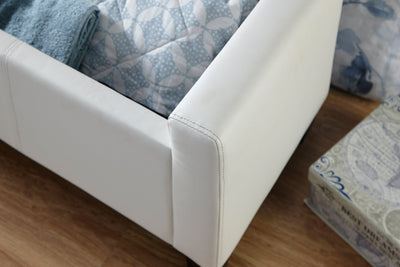 Verona Ottoman Bench White Pu